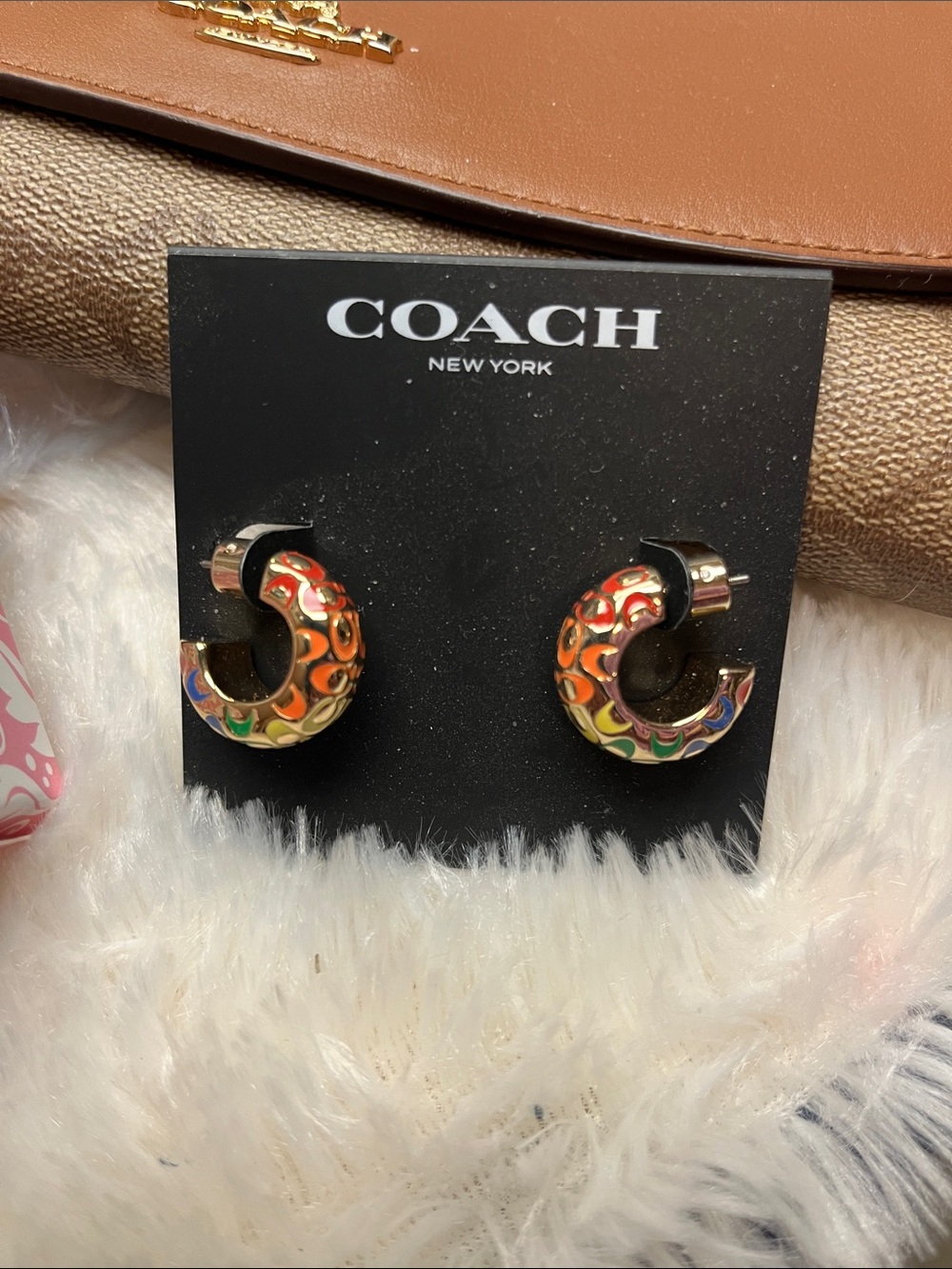 EUC Coach Two-Tone Brown PVC Tri fold Wallet with NWT Coach Earrings & RPK set - Picture 2 of 16